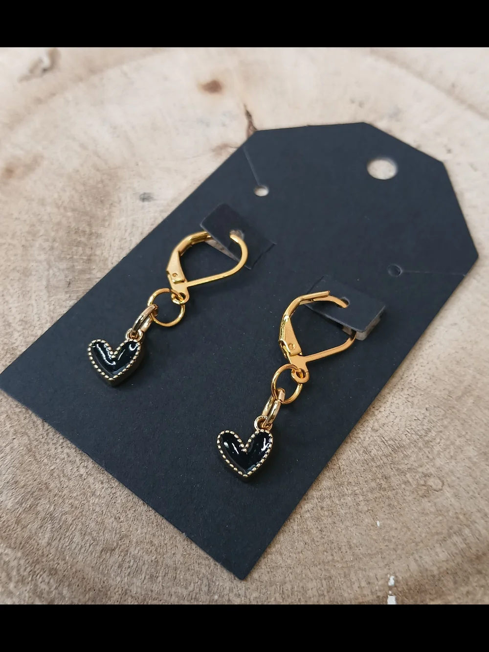 N/A charming gold